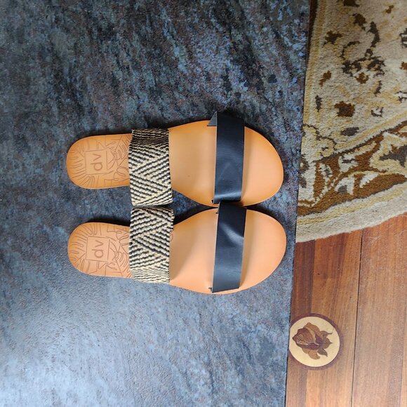 DV by Dolce Vita Daedra Woven Stretch Two Band Slide Sandals Size 9 - Picture 5 of 11